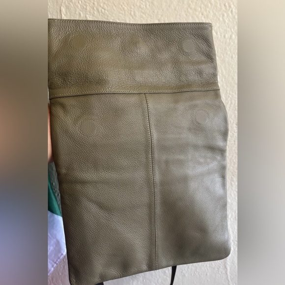 Ruxx Slouch Bag Mushroom Green Italian leathers Adjustable Strap - Picture 7 of 9